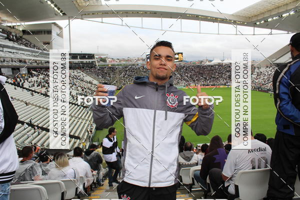 Buy your photos of the eventCorinthians X Fluminense - Brasileir�o on Fotop