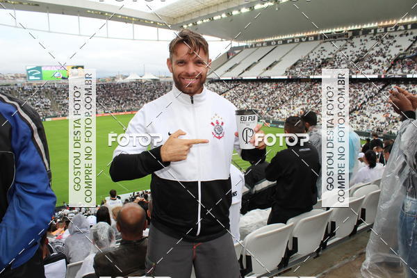Buy your photos of the eventCorinthians X Fluminense - Brasileir�o on Fotop
