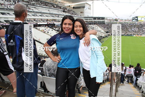 Buy your photos of the eventCorinthians X Fluminense - Brasileir�o on Fotop