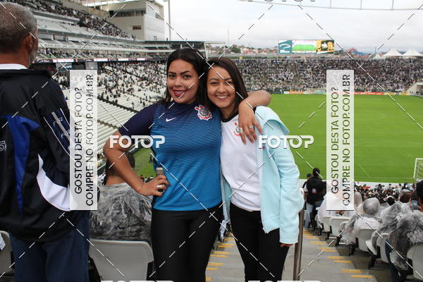 Buy your photos of the eventCorinthians X Fluminense - Brasileir�o on Fotop