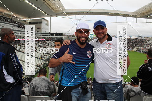 Buy your photos of the eventCorinthians X Fluminense - Brasileir�o on Fotop