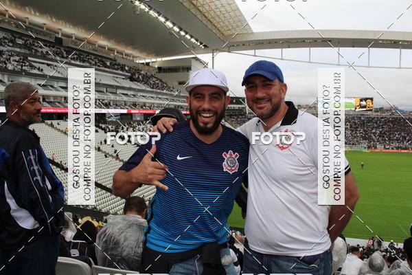 Buy your photos of the eventCorinthians X Fluminense - Brasileir�o on Fotop