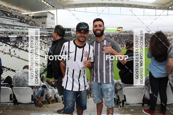 Buy your photos of the eventCorinthians X Fluminense - Brasileir�o on Fotop