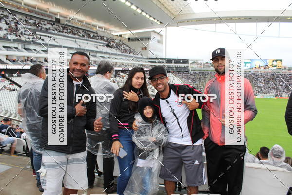 Buy your photos of the eventCorinthians X Fluminense - Brasileir�o on Fotop