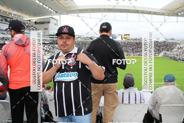 Buy your photos of the eventCorinthians X Fluminense - Brasileir�o on Fotop