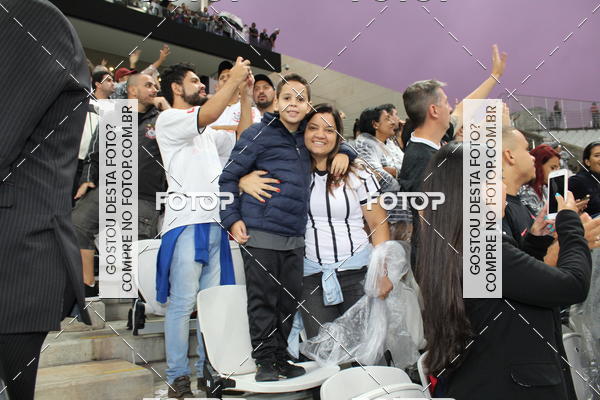 Buy your photos of the eventCorinthians X Fluminense - Brasileir�o on Fotop
