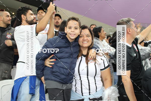 Buy your photos of the eventCorinthians X Fluminense - Brasileir�o on Fotop