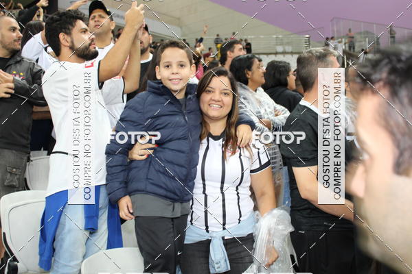 Buy your photos of the eventCorinthians X Fluminense - Brasileir�o on Fotop