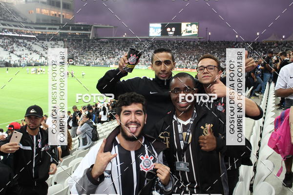 Buy your photos of the eventCorinthians X Fluminense - Brasileir�o on Fotop