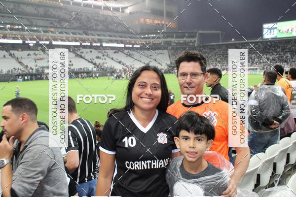 Buy your photos of the eventCorinthians X Fluminense - Brasileir�o on Fotop