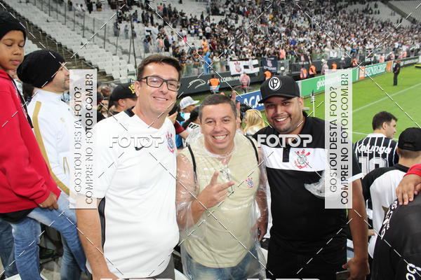Buy your photos of the eventCorinthians X Fluminense - Brasileir�o on Fotop