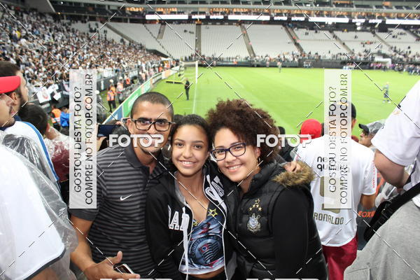 Buy your photos of the eventCorinthians X Fluminense - Brasileir�o on Fotop
