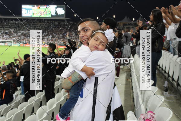 Buy your photos of the eventCorinthians X Fluminense - Brasileir�o on Fotop