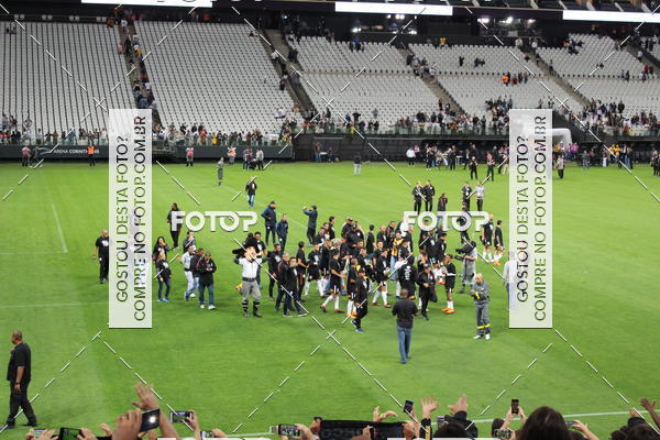 Buy your photos of the eventCorinthians X Fluminense - Brasileir�o on Fotop