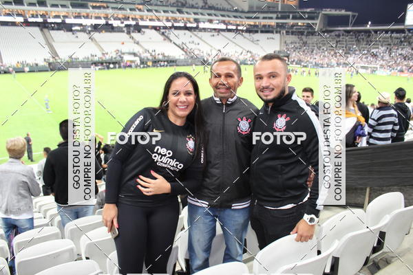 Buy your photos of the eventCorinthians X Fluminense - Brasileir�o on Fotop