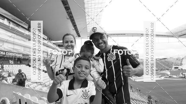 Buy your photos of the eventCorinthians X Fluminense - Brasileir�o on Fotop