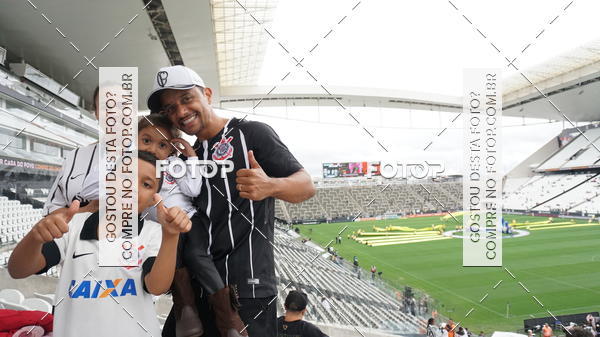 Buy your photos of the eventCorinthians X Fluminense - Brasileir�o on Fotop