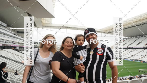 Buy your photos of the eventCorinthians X Fluminense - Brasileir�o on Fotop