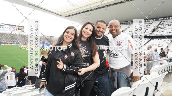 Buy your photos of the eventCorinthians X Fluminense - Brasileir�o on Fotop