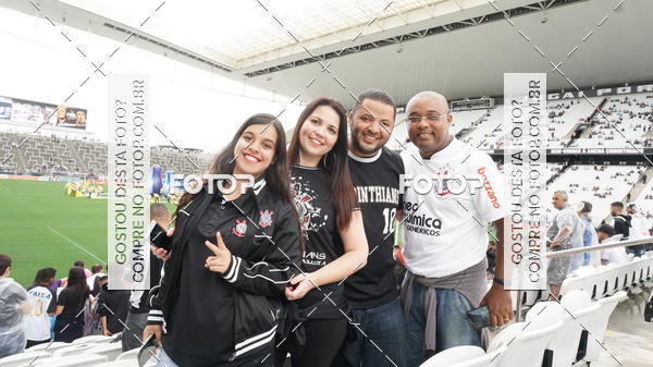 Buy your photos of the eventCorinthians X Fluminense - Brasileir�o on Fotop