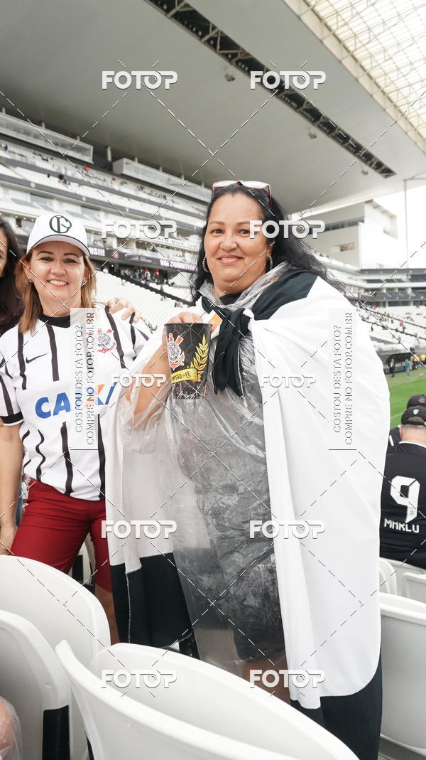 Buy your photos of the eventCorinthians X Fluminense - Brasileir�o on Fotop