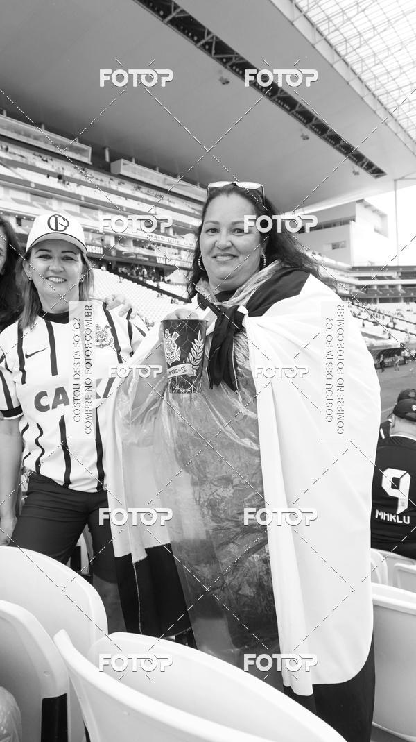Buy your photos of the eventCorinthians X Fluminense - Brasileir�o on Fotop