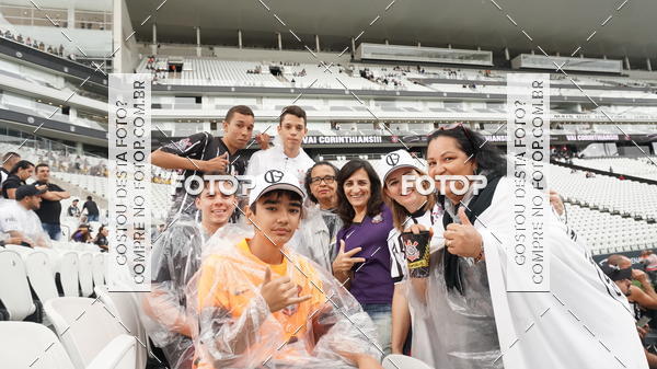 Buy your photos of the eventCorinthians X Fluminense - Brasileir�o on Fotop