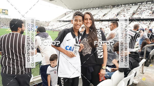 Buy your photos of the eventCorinthians X Fluminense - Brasileir�o on Fotop