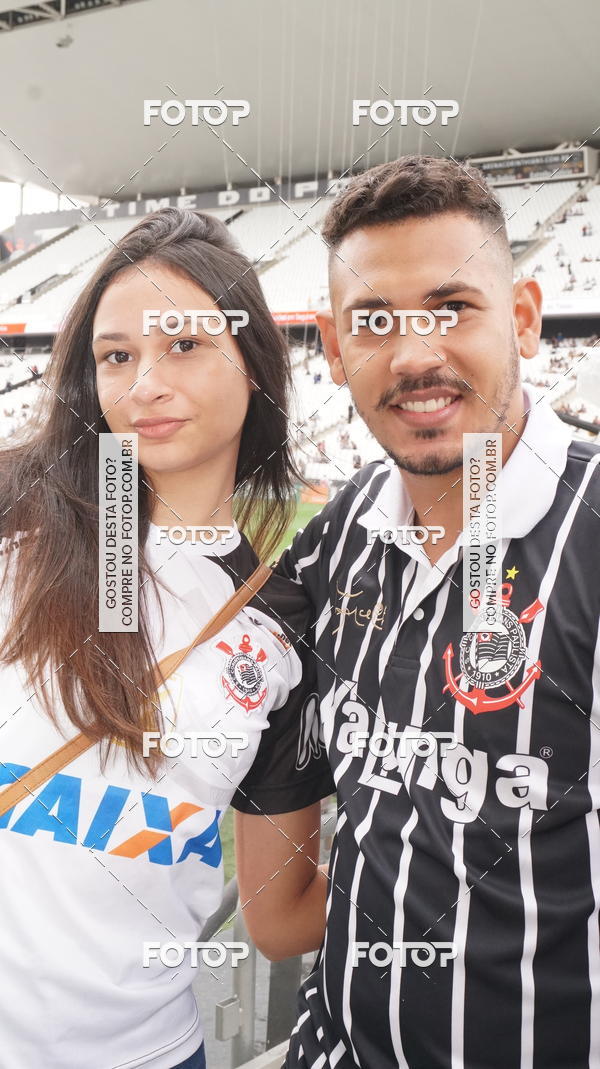 Buy your photos of the eventCorinthians X Fluminense - Brasileir�o on Fotop