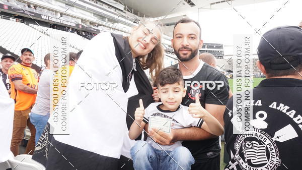 Buy your photos of the eventCorinthians X Fluminense - Brasileir�o on Fotop