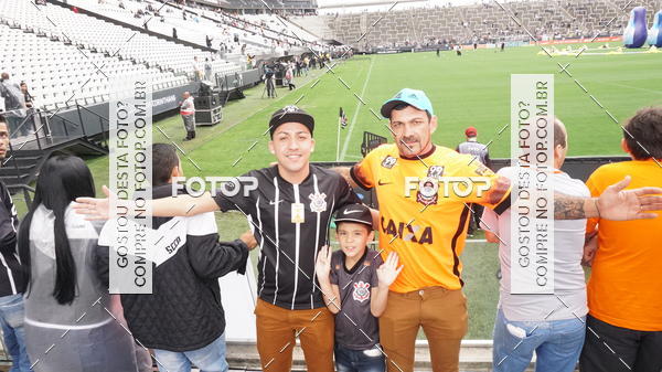 Buy your photos of the eventCorinthians X Fluminense - Brasileir�o on Fotop