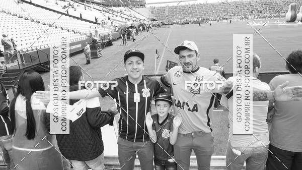 Buy your photos of the eventCorinthians X Fluminense - Brasileir�o on Fotop