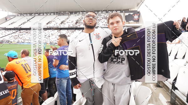 Buy your photos of the eventCorinthians X Fluminense - Brasileir�o on Fotop