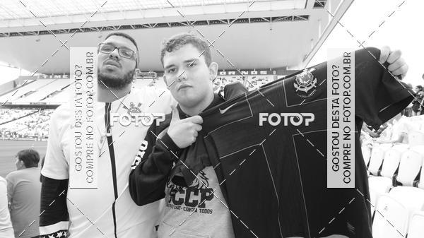 Buy your photos of the eventCorinthians X Fluminense - Brasileir�o on Fotop