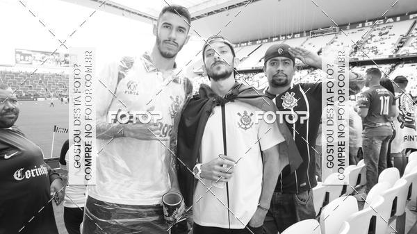 Buy your photos of the eventCorinthians X Fluminense - Brasileir�o on Fotop