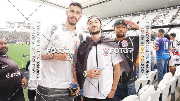 Buy your photos of the eventCorinthians X Fluminense - Brasileir�o on Fotop