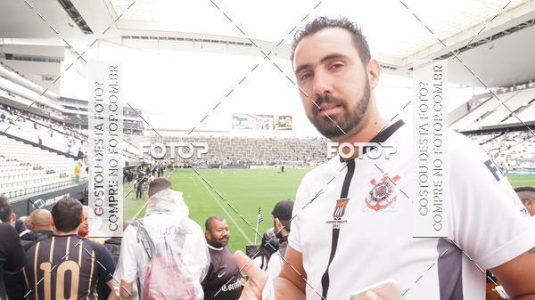 Buy your photos of the eventCorinthians X Fluminense - Brasileir�o on Fotop