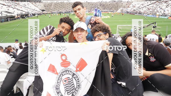 Buy your photos of the eventCorinthians X Fluminense - Brasileir�o on Fotop