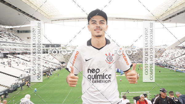 Buy your photos of the eventCorinthians X Fluminense - Brasileir�o on Fotop