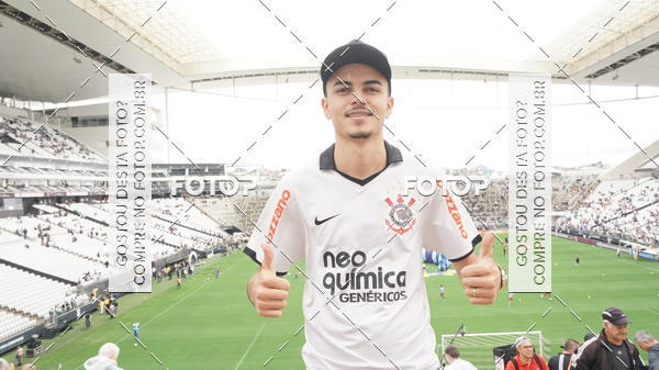 Buy your photos of the eventCorinthians X Fluminense - Brasileir�o on Fotop