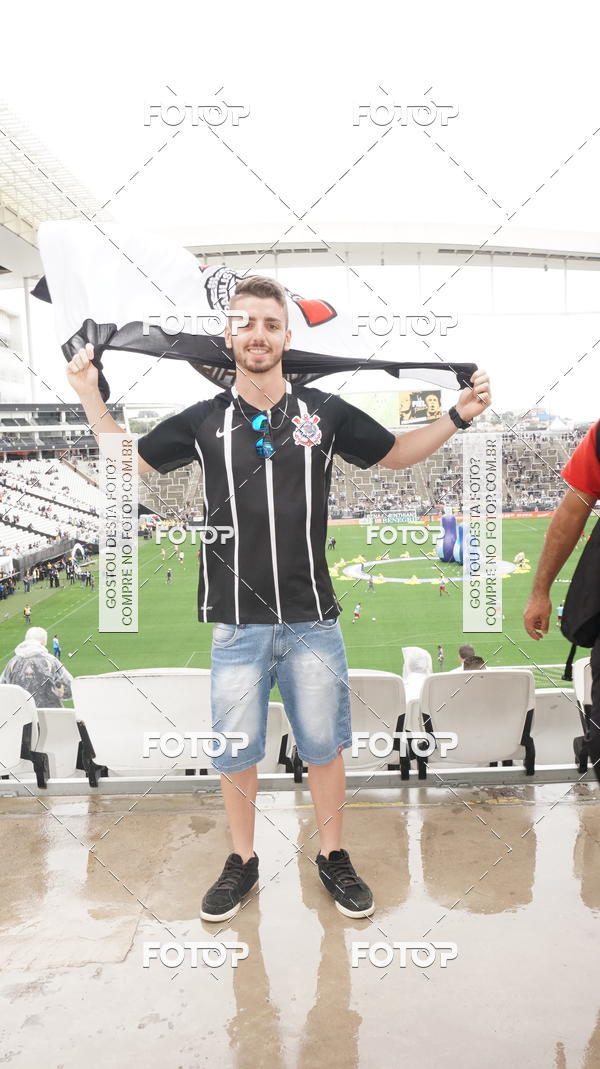 Buy your photos of the eventCorinthians X Fluminense - Brasileir�o on Fotop