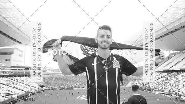 Buy your photos of the eventCorinthians X Fluminense - Brasileir�o on Fotop