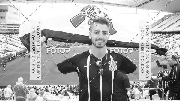 Buy your photos of the eventCorinthians X Fluminense - Brasileir�o on Fotop