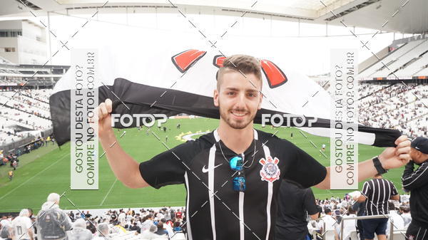 Buy your photos of the eventCorinthians X Fluminense - Brasileir�o on Fotop