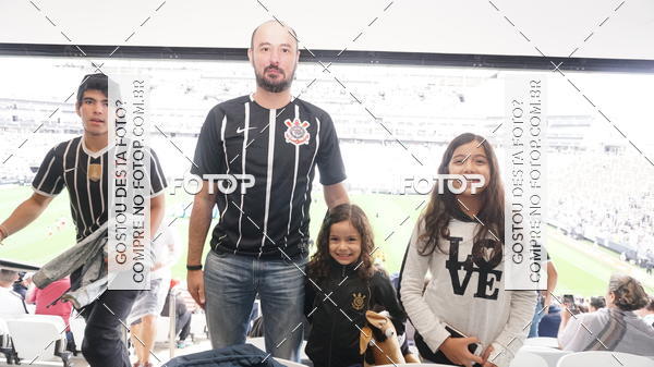 Buy your photos of the eventCorinthians X Fluminense - Brasileir�o on Fotop