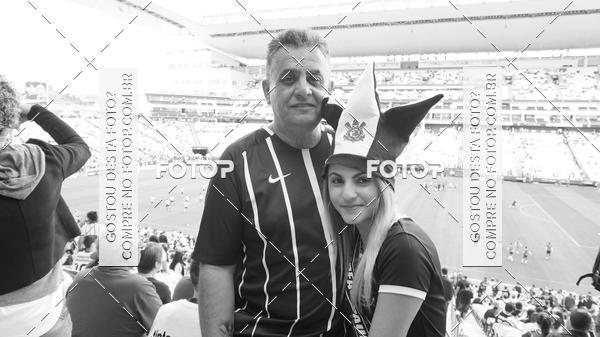 Buy your photos of the eventCorinthians X Fluminense - Brasileir�o on Fotop