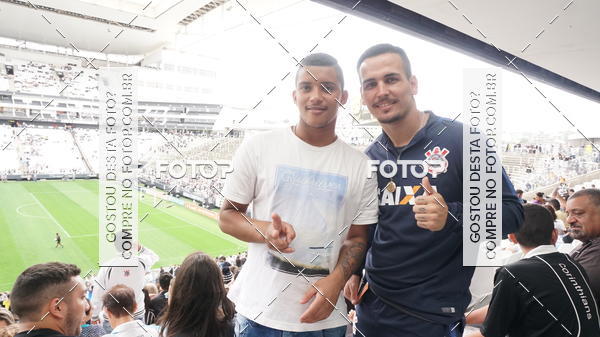 Buy your photos of the eventCorinthians X Fluminense - Brasileir�o on Fotop
