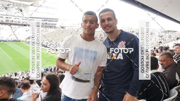 Buy your photos of the eventCorinthians X Fluminense - Brasileir�o on Fotop