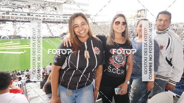 Buy your photos of the eventCorinthians X Fluminense - Brasileir�o on Fotop