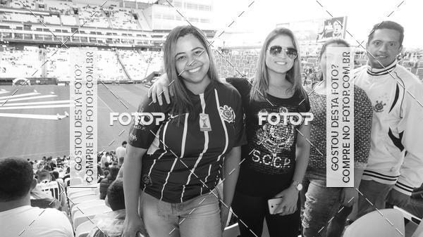 Buy your photos of the eventCorinthians X Fluminense - Brasileir�o on Fotop